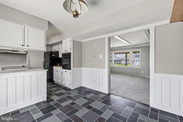 111 EDGE LN, Willingboro, NJ 08046