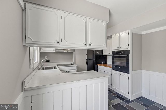 111 EDGE LN, Willingboro, NJ 08046