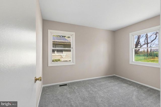 111 EDGE LN, Willingboro, NJ 08046