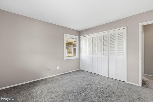 111 EDGE LN, Willingboro, NJ 08046