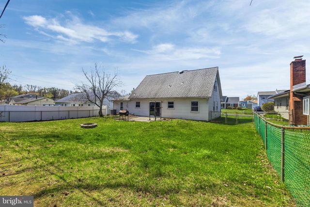 111 EDGE LN, Willingboro, NJ 08046