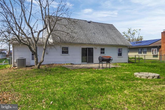 111 EDGE LN, Willingboro, NJ 08046