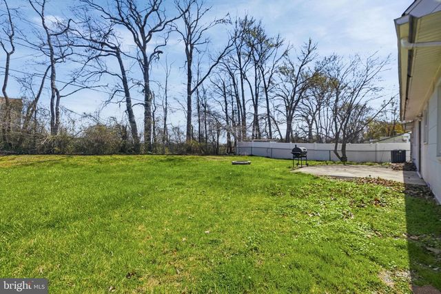 111 EDGE LN, Willingboro, NJ 08046