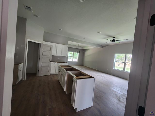 109 Silver Maple Court, Byron, GA 31008