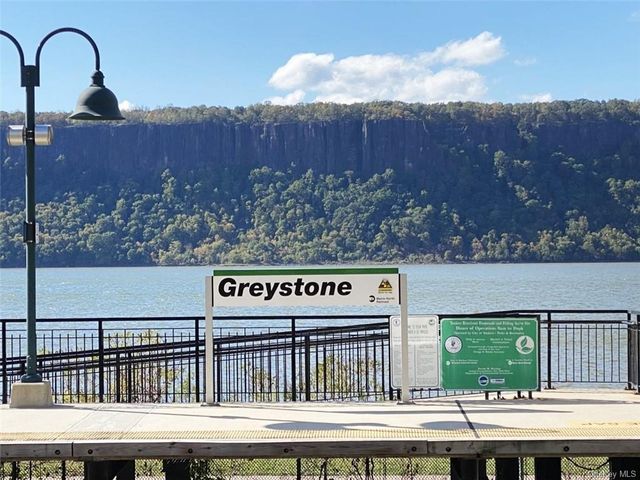 1085 Warburton Avenue 516, Yonkers, NY 10701