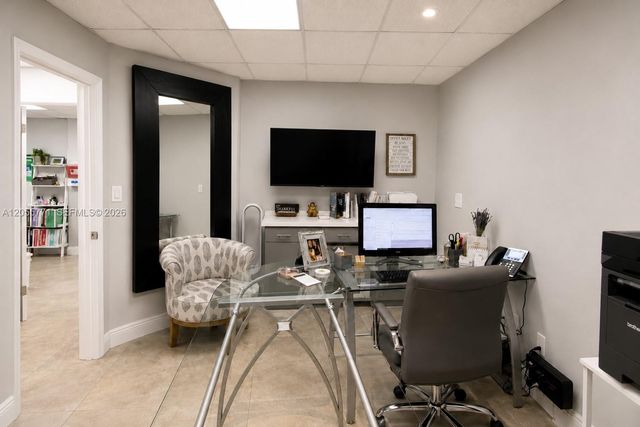 555 Biltmore Way 205, Coral Gables, FL 33134