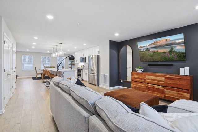 657 Village Drive 03, New Brighton, MN 55112