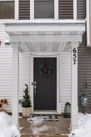 657 Village Drive 03, New Brighton, MN 55112