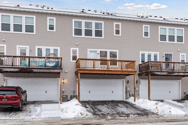 657 Village Drive 03, New Brighton, MN 55112