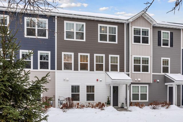 657 Village Drive 03, New Brighton, MN 55112