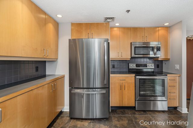 128 Campau Circle Nw, City Of Grand Rapids, MI 49503