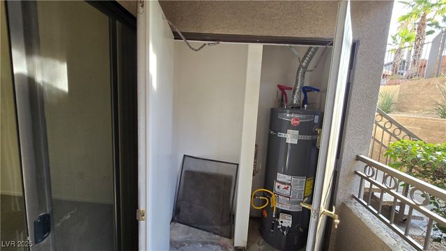 8250 North Grand Canyon Drive 1147, Las Vegas, NV 89166