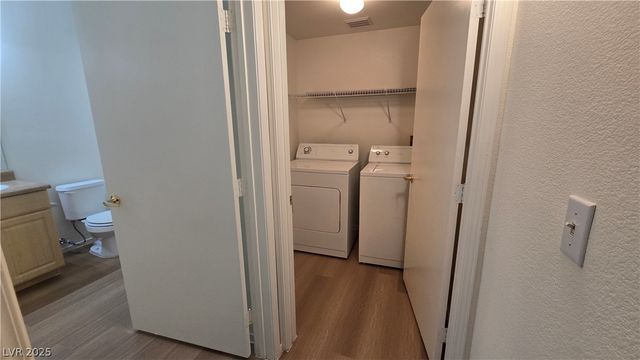 8250 North Grand Canyon Drive 1147, Las Vegas, NV 89166