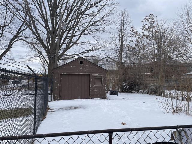 9400 Mendota Street, Detroit, MI 48204