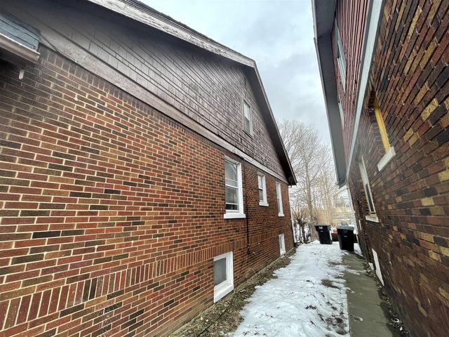 9400 Mendota Street, Detroit, MI 48204