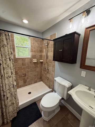 6342 West Lake Dr, Alexander, AR 72002