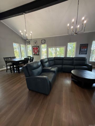 6342 West Lake Dr, Alexander, AR 72002