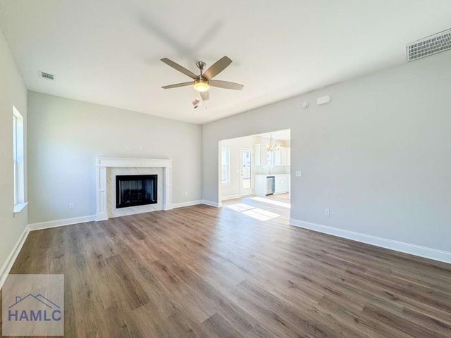 97 Providence Loop, Hinesville, GA 31313