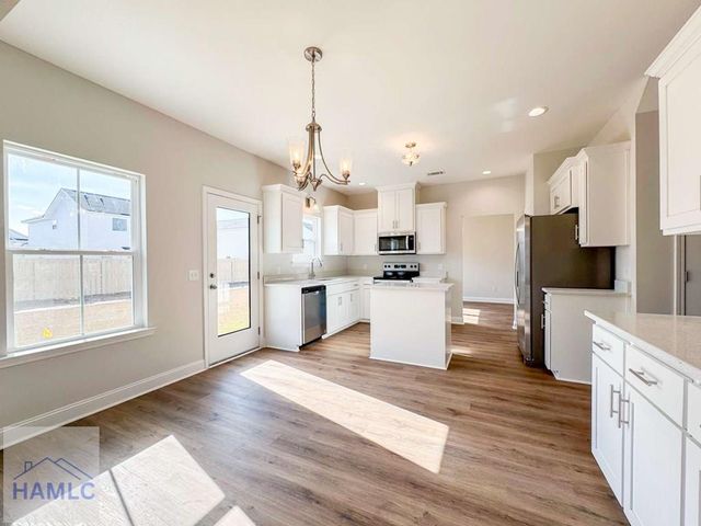 97 Providence Loop, Hinesville, GA 31313