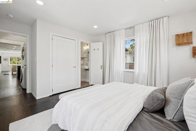 1409 66Th St, Berkeley, CA 94702