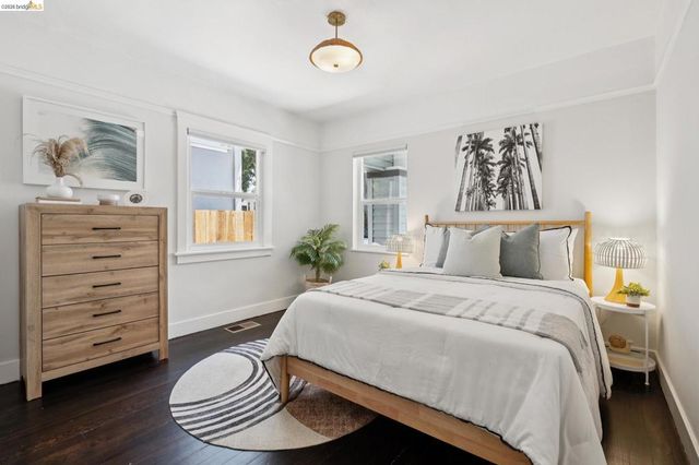 1409 66Th St, Berkeley, CA 94702