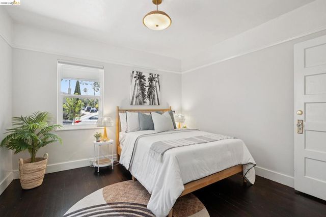 1409 66Th St, Berkeley, CA 94702