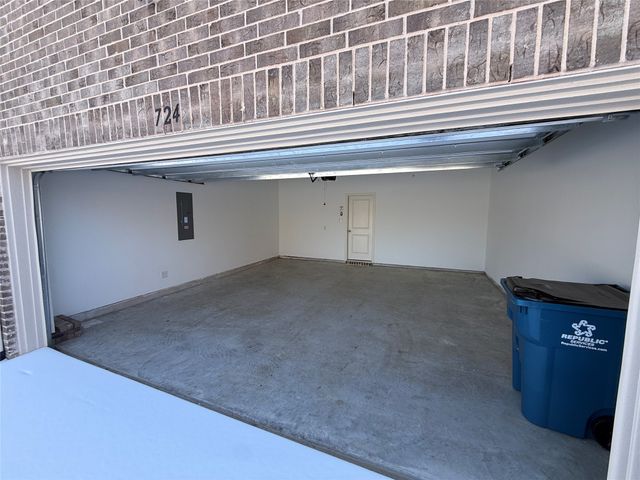 724 4th Street, Argyle, TX 76226