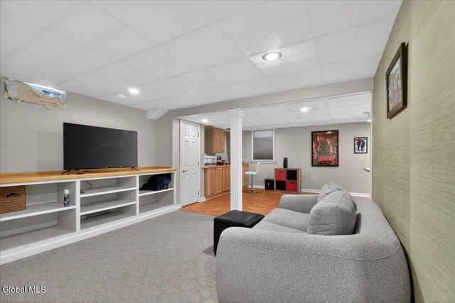 719 Morgan Lane, Ballston Spa, NY 12020