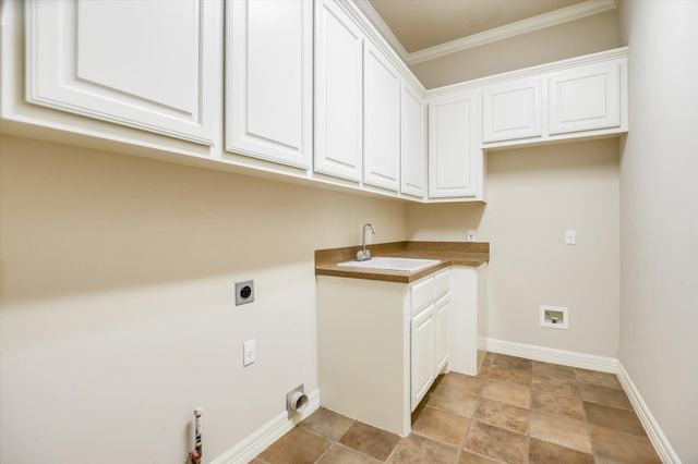 801 Chrissys CV, Austin, TX 78733