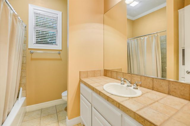 801 Chrissys CV, Austin, TX 78733