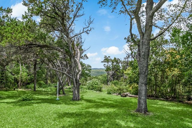 801 Chrissys CV, Austin, TX 78733