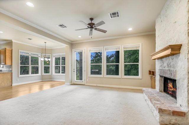 801 Chrissys CV, Austin, TX 78733