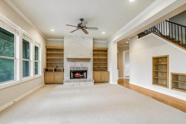 801 Chrissys CV, Austin, TX 78733
