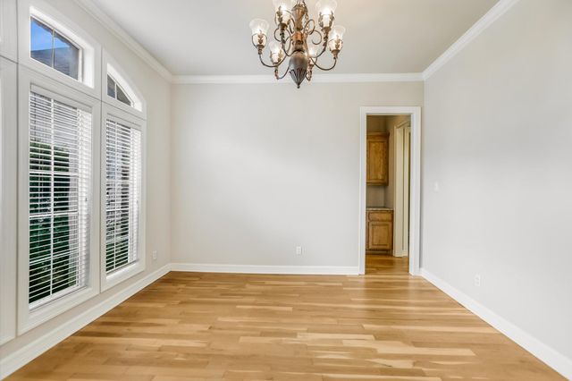 801 Chrissys CV, Austin, TX 78733