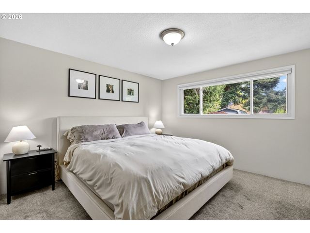 1800 Ne 159TH Ave, Portland, OR 97230