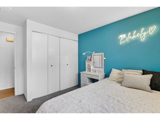 1800 Ne 159TH Ave, Portland, OR 97230