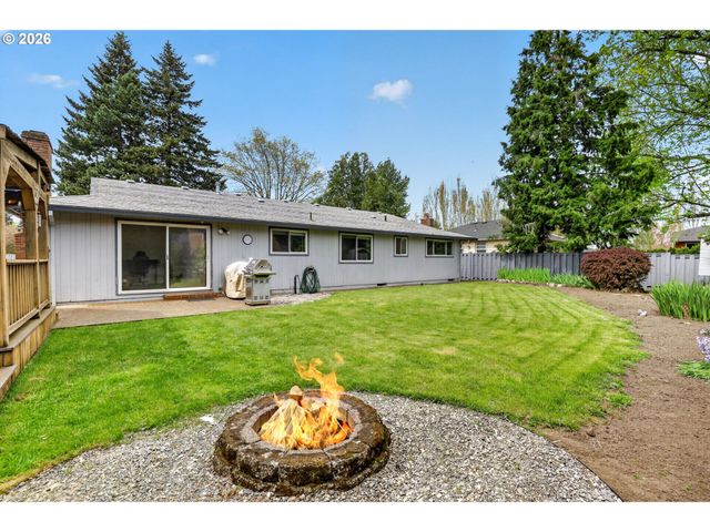 1800 Ne 159TH Ave, Portland, OR 97230