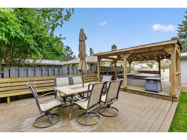 1800 Ne 159TH Ave, Portland, OR 97230