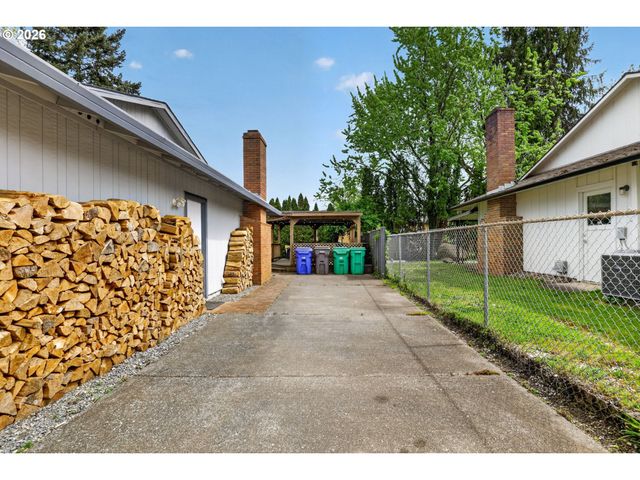 1800 Ne 159TH Ave, Portland, OR 97230