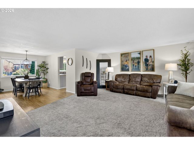 1800 Ne 159TH Ave, Portland, OR 97230