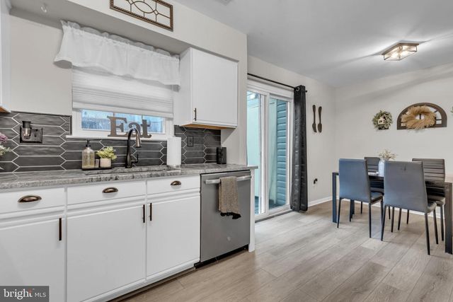 7891 BEACHLAND, Stoney Beach, MD 21226