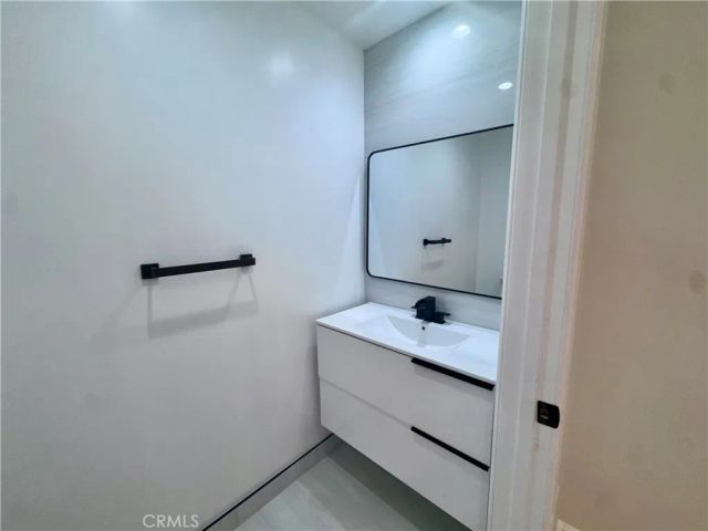 10787 Las lunitas Avenue, Tujunga, CA 91042