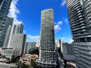 1050 Brickell Ave 1514, Miami, FL 33131