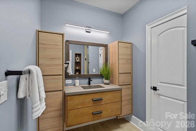 103 N Cove Key Lane, Mooresville, NC 28117