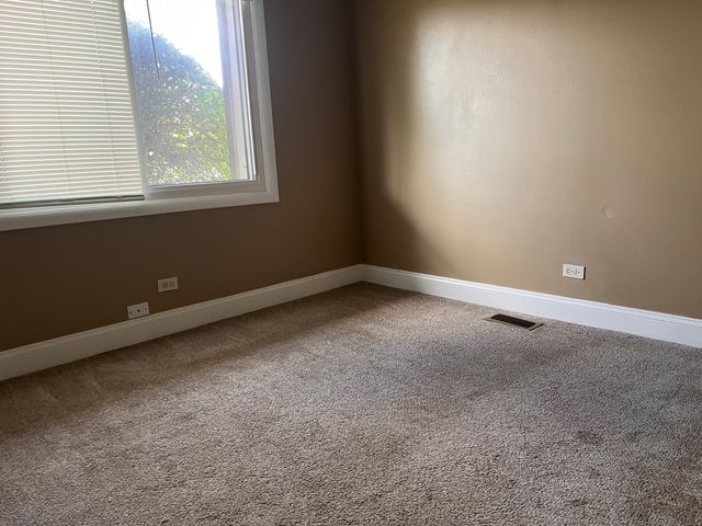 1289 Court E Court 1289, Hanover Park, IL 60133