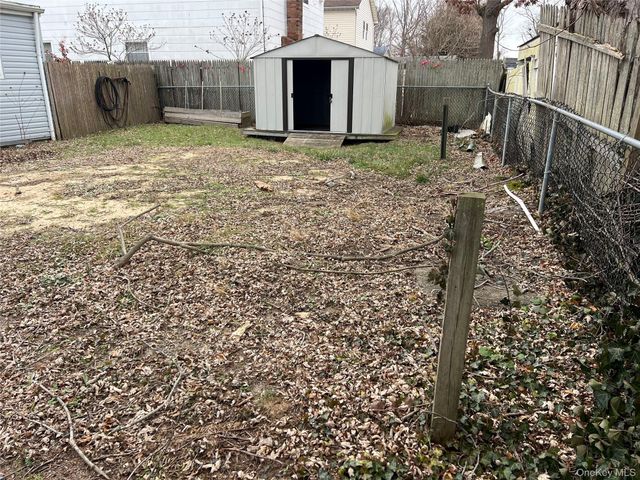 25 Gores Drive, Mastic, NY 11950