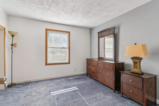 1125 Bertch Avenue, Waterloo, IA 50702