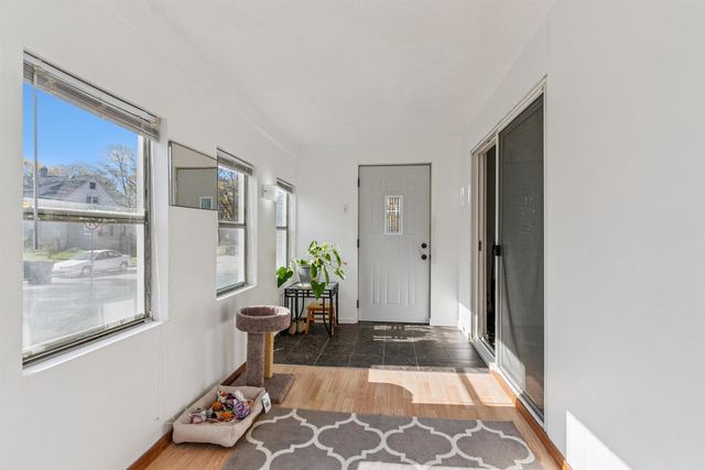 1125 Bertch Avenue, Waterloo, IA 50702