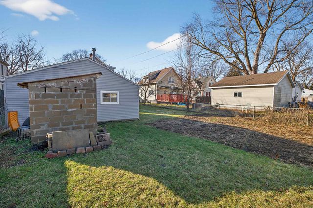 1125 Bertch Avenue, Waterloo, IA 50702