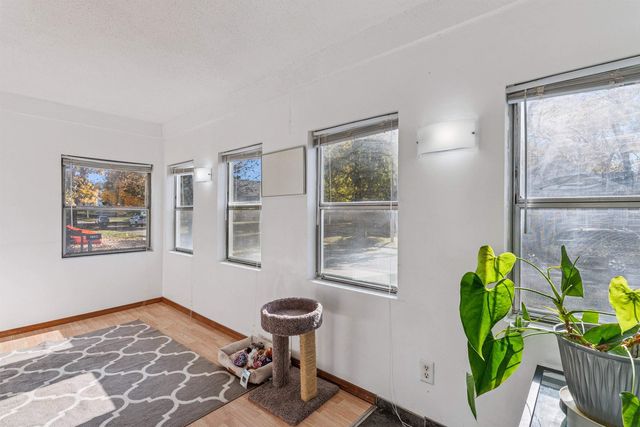 1125 Bertch Avenue, Waterloo, IA 50702